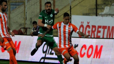 ADANASPOR İLE GİRESUNSPOR YENİŞEMEDİ