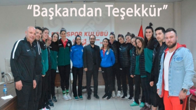 VOLEYBOLCULARI BAŞKAN BARUT KARŞILADI