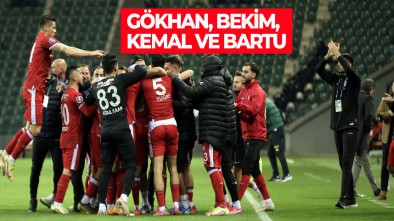 YENİLER İLK KEZ SAHNE ALDILAR