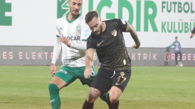 FİLM GİBİ MAÇTA BOLUSPOR 2 PUANI SON DAKİKADA KAYBETTİ