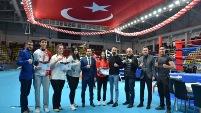 SPOR KENTİ BOLU'DA BAŞLAYAN MUAYTHAİ GENÇLER TÜRKİYE BİRİNCİLİĞİ SONA ERDİ
