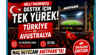 MİLLİ MAÇ HEYECANI DEV EKRANDA. SİMİT VE ÇAYDA OLAYDI SÜPER OLURDU