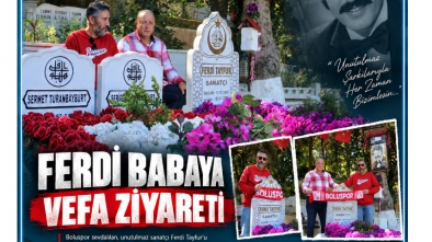 TÜRK MÜZİĞİNİN EFSANE İSMİ FERDİ TAYFUR'U MEZARI BAŞINDA ANDILAR